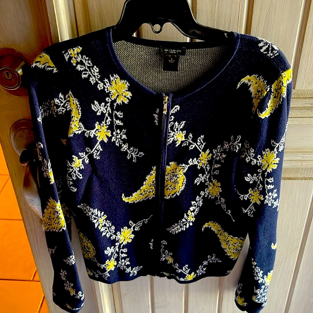 Ann Taylor Size S Knit Zippered Sweater